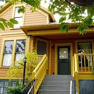 Ne Oregon Modern Victorian Duplex Portland
