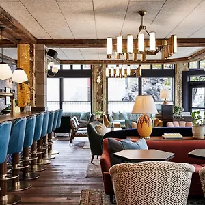 The Hoxton, Hotel